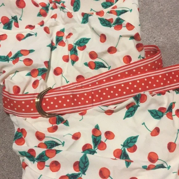 Juicy Couture Beach Royalty Bathing Pin up style - Picture 3 of 12